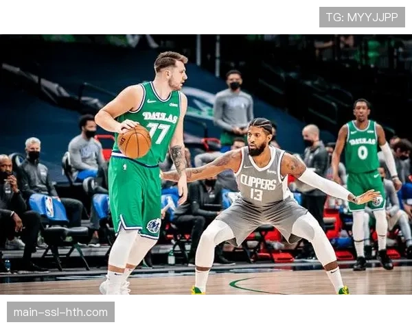 通讯：从落后25分到逆转，独行侠双枪合砍78分导演翻盘好戏